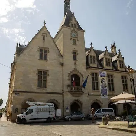 Le Repos Urbain Au Coeur De * Libourne