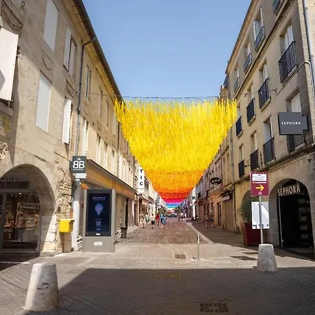 Le Repos Urbain Au Coeur De Apartment *