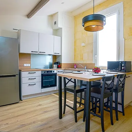 Le Repos Urbain Au Coeur De Apartment Libourne